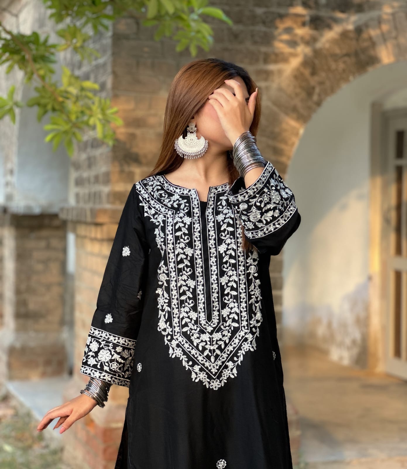 Black Bloom (Embroided 2 PCs)