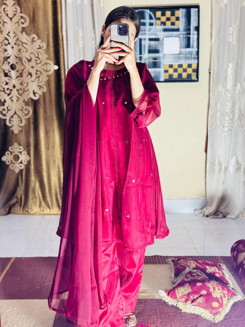 Mahnoor ( Stitched 3 Pcs )