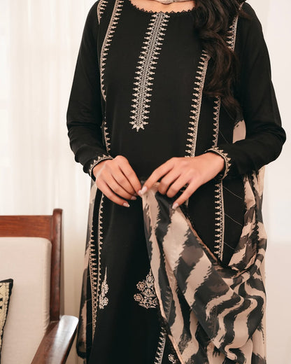 Wardha (Embroidery 3 PCs)