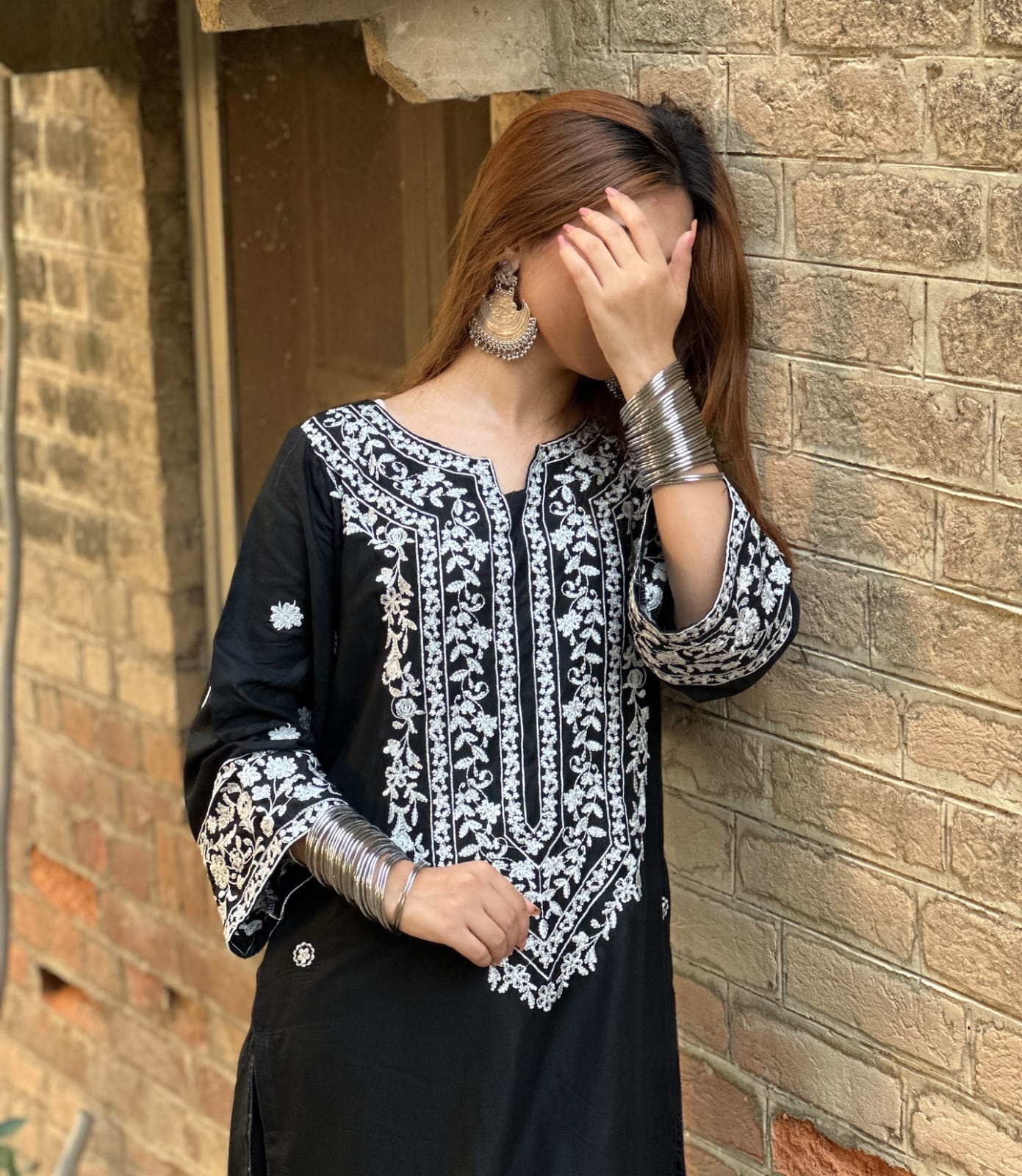 Black Bloom (Embroided 2 PCs)