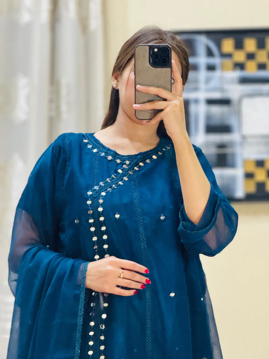 Mahnoor ( Stitched 3 Pcs )
